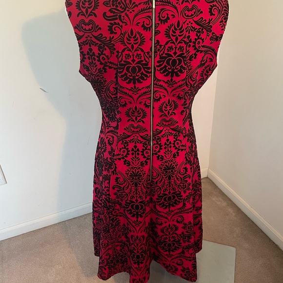 Red and black dressy dress - Picture 6 of 6